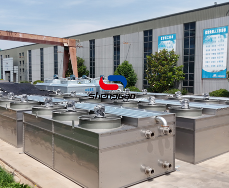 顺流式闭式冷却塔